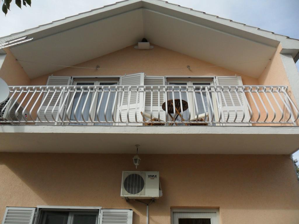 Apartmani Luka & Iva シベニク エクステリア 写真